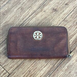 Tory Burch Brown Leather Wallet